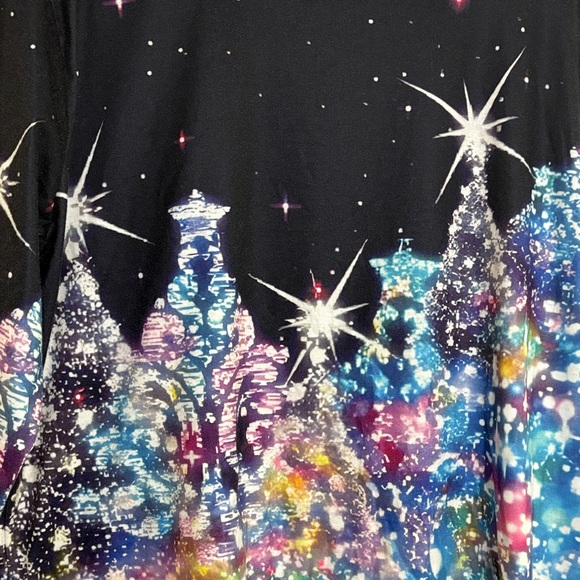 Colorful Women's Top with Starry Christmas design size XL - Picture 2 of 6